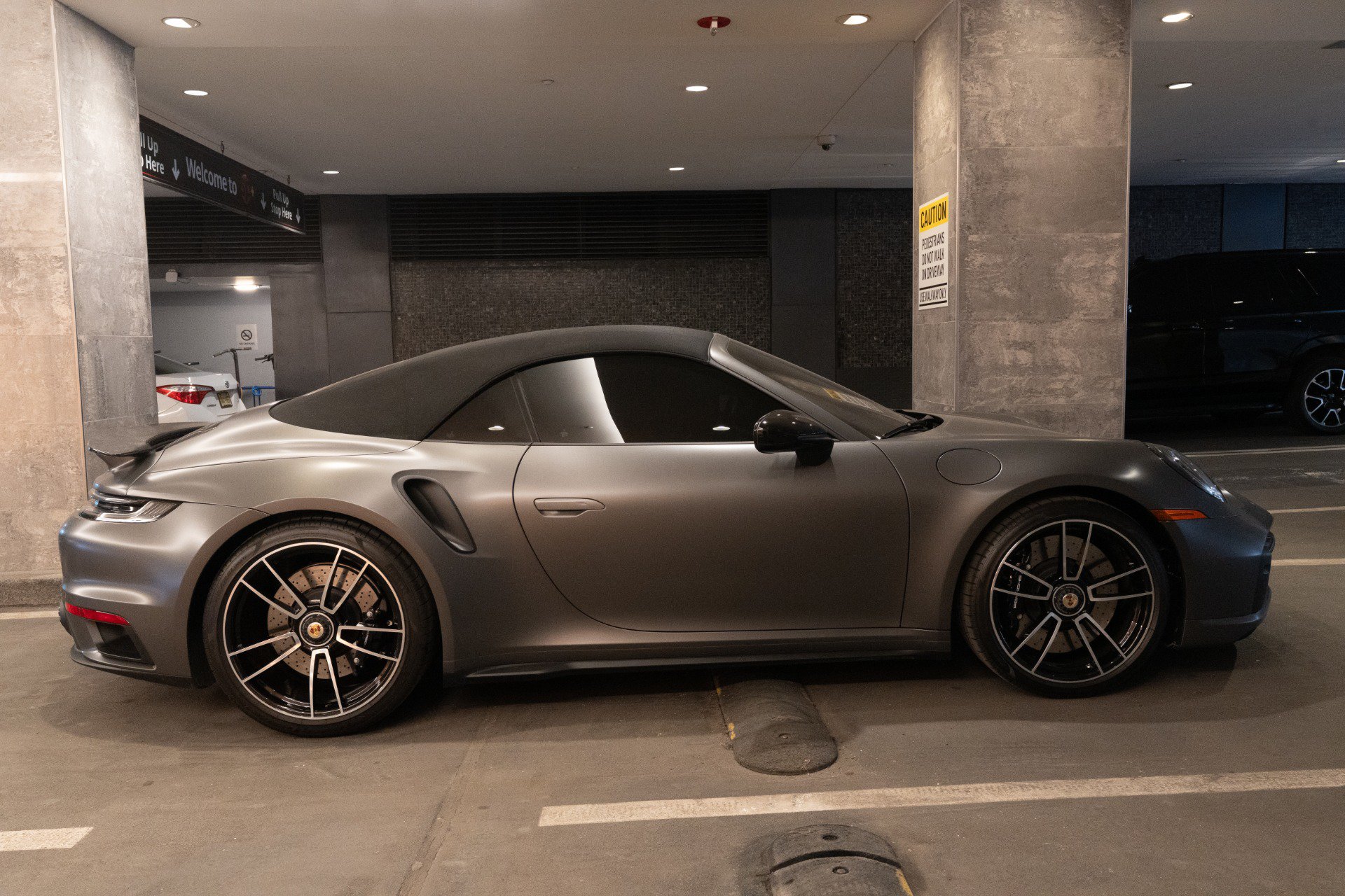 Used 2023 Porsche 911 Turbo S AWD/4WD image 5