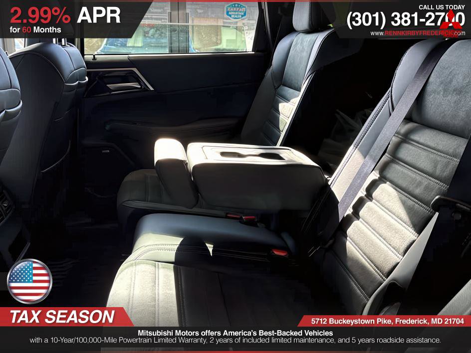 Used 2026 Mitsubishi Outlander Trail Edition image 12