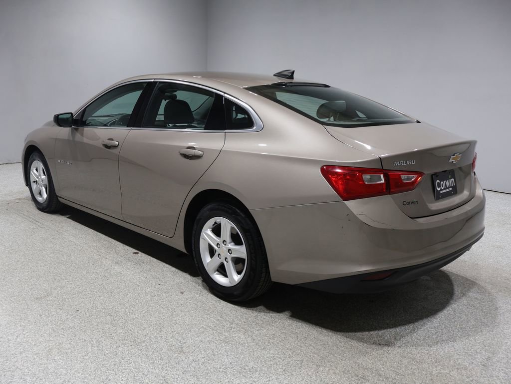 Used 2023 Chevrolet Malibu LS image 4