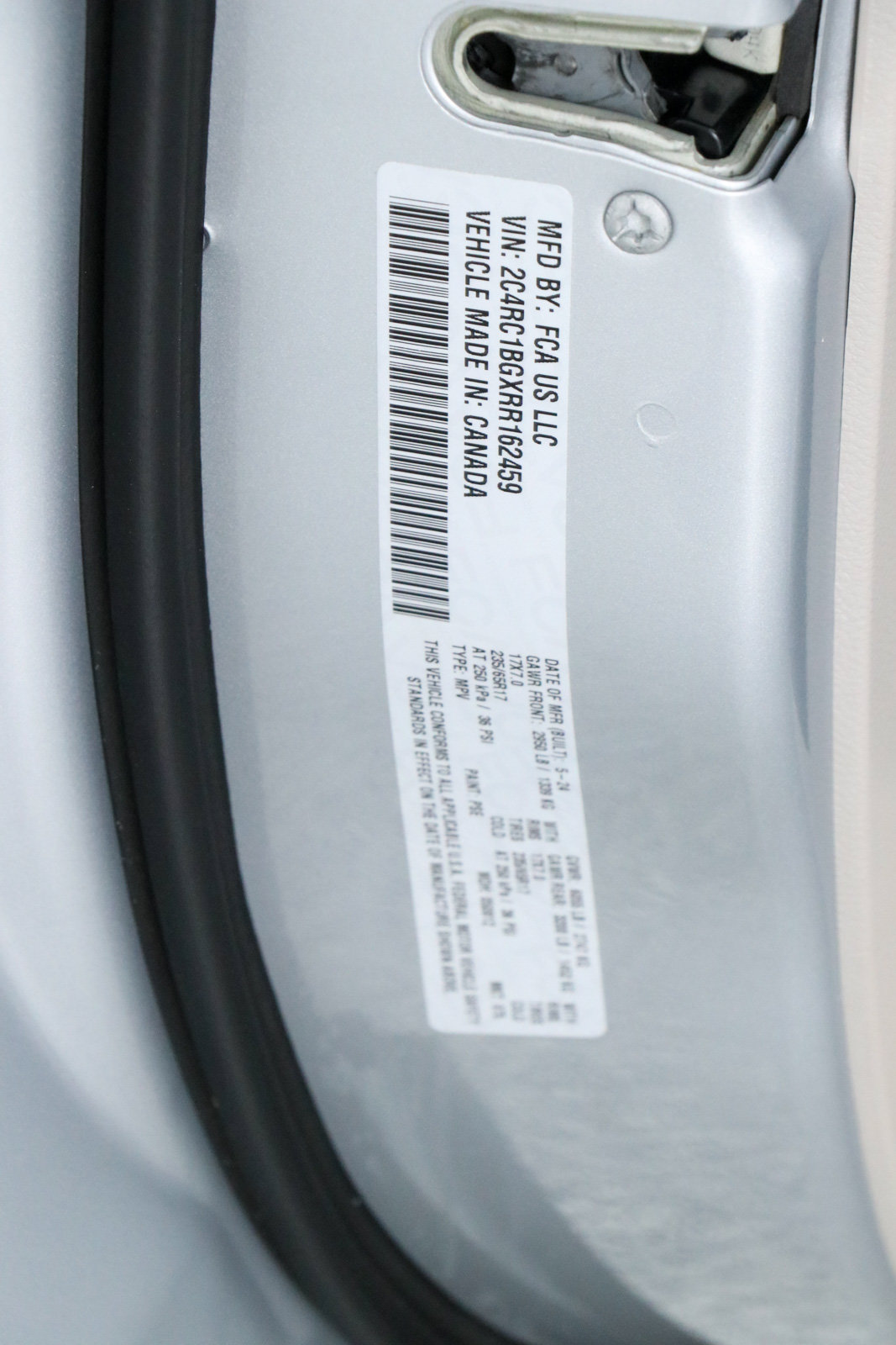 Used 2024 Chrysler Pacifica Touring-L FWD image 33