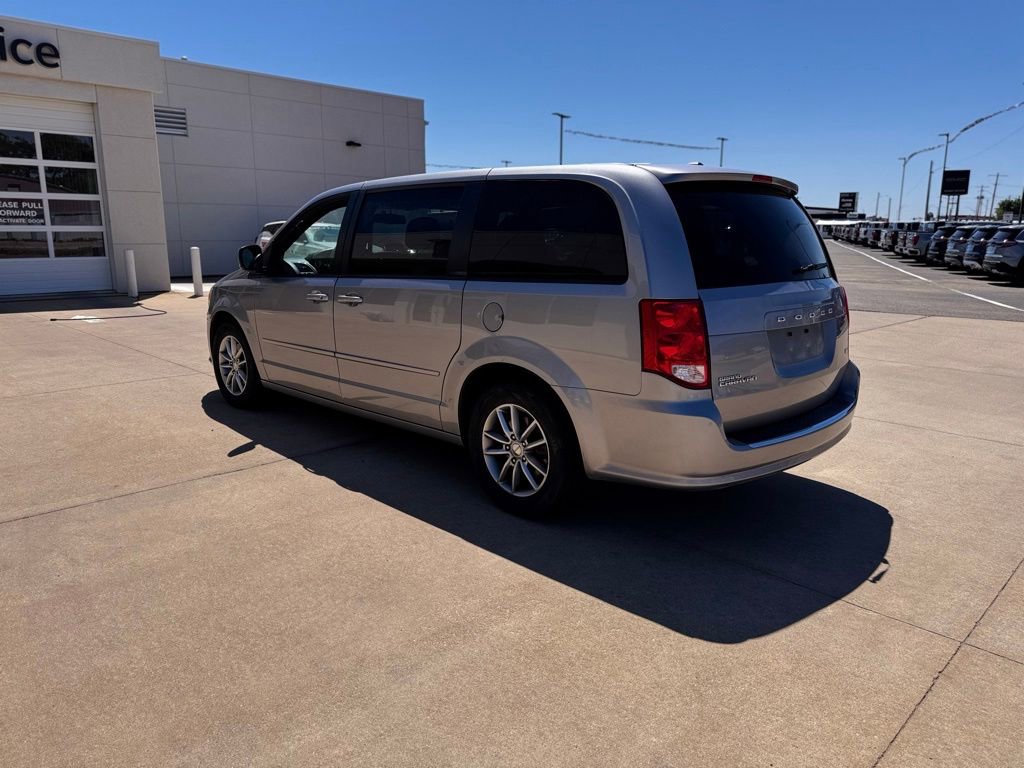 Used 2016 Dodge Grand Caravan SE FWD image 5