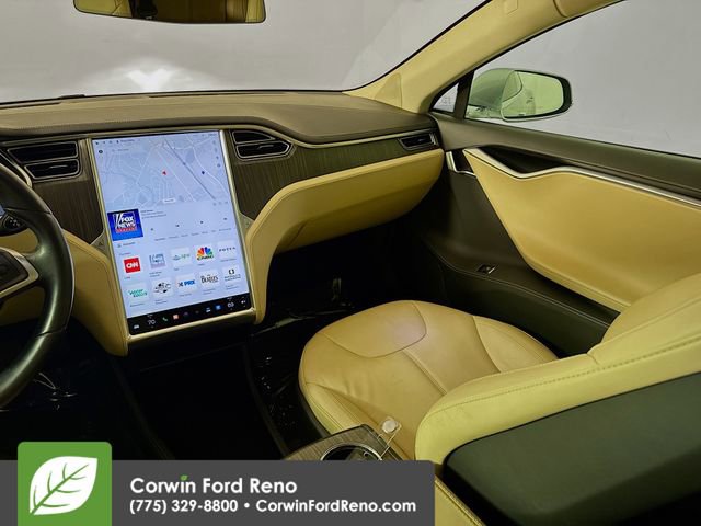 Used 2014 Tesla Model S Base image 23