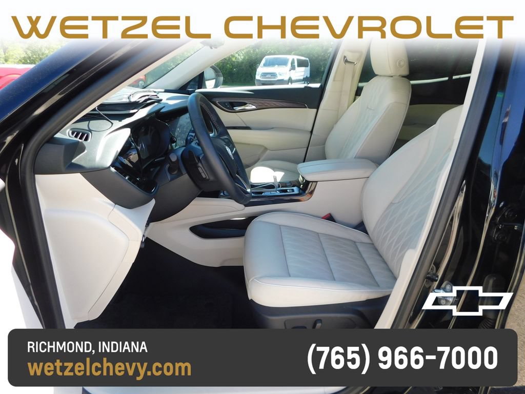 Used 2022 Buick Envision Avenir w/ Technology Package II FWD image 13