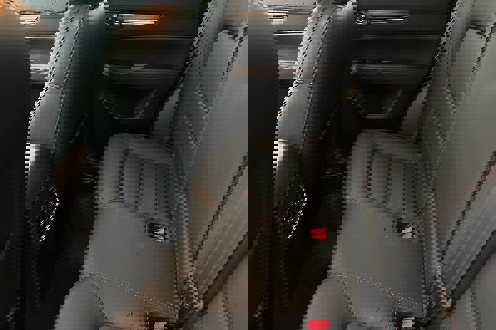 Used 2023 MAZDA CX-5 Carbon Edition image 5