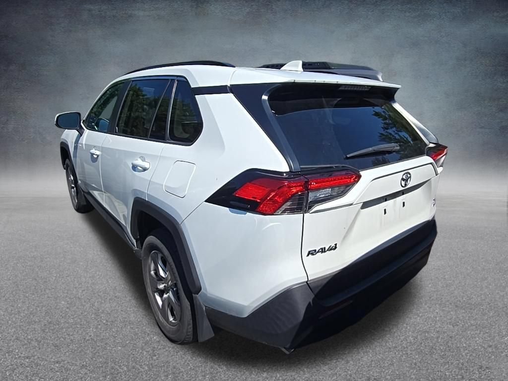 Used 2023 Toyota RAV4 XLE w/ Convenience Package AWD/4WD image 6