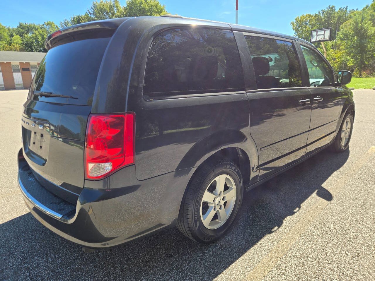 Used 2011 Dodge Grand Caravan Mainstreet w/ PWR Convenience Group FWD image 10