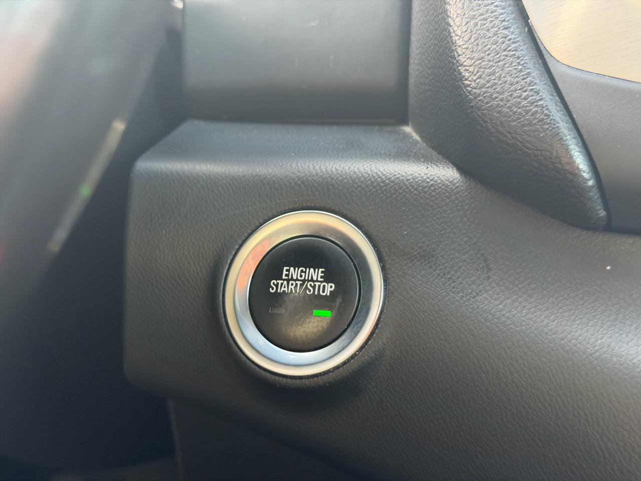 Used 2021 GMC Terrain SLT AWD/4WD image 28