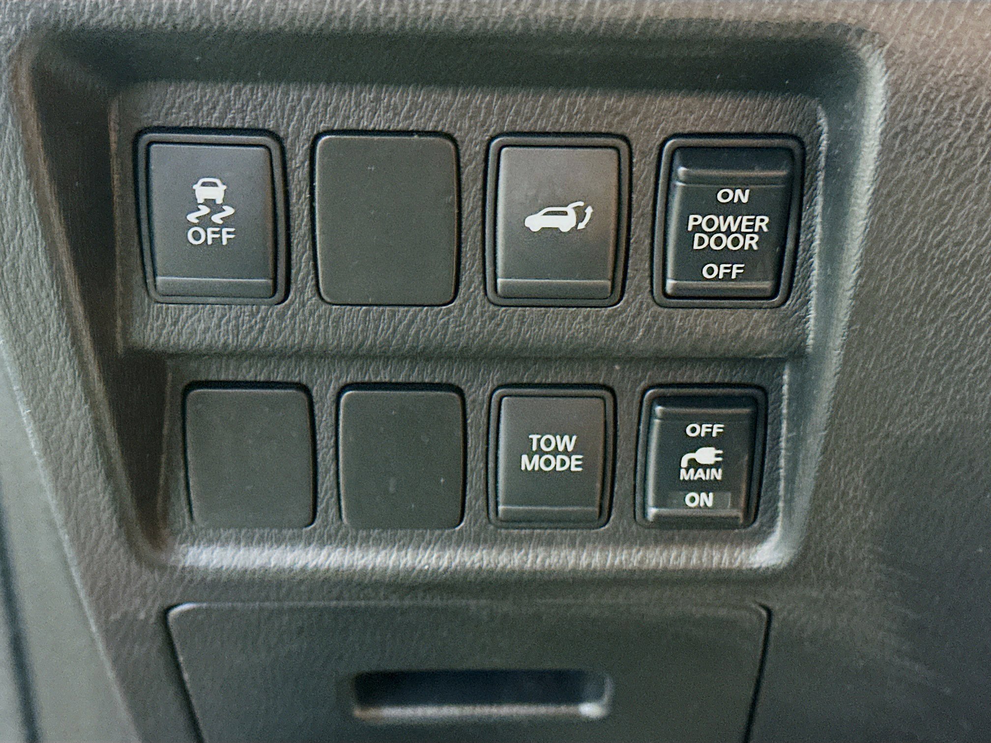 Used 2013 Nissan Pathfinder SL w/ SL Premium Pkg FWD image 16