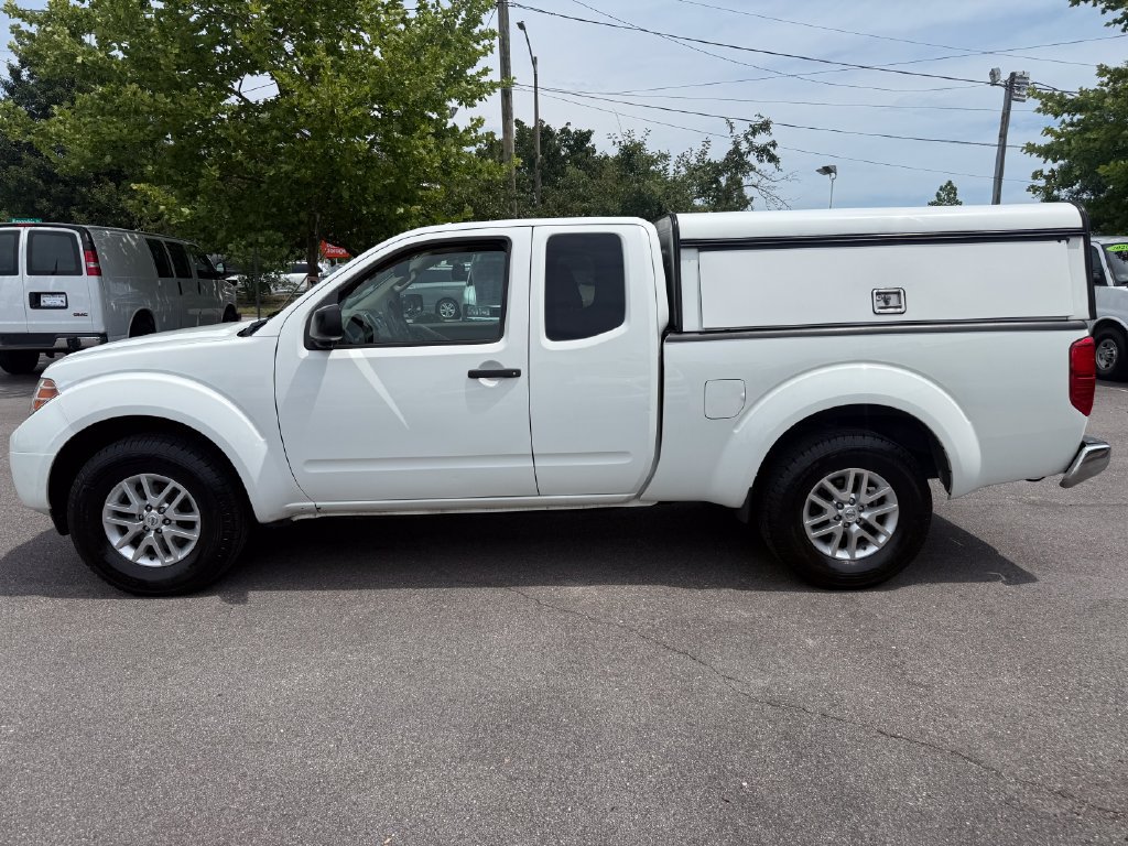Used 2016 Nissan Frontier SV AWD/4WD image 9
