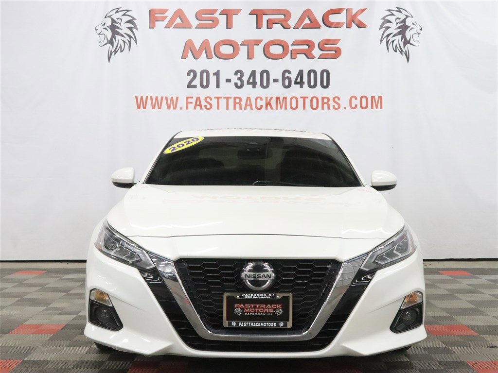Used 2020 Nissan Altima 2.5 SV FWD image 2