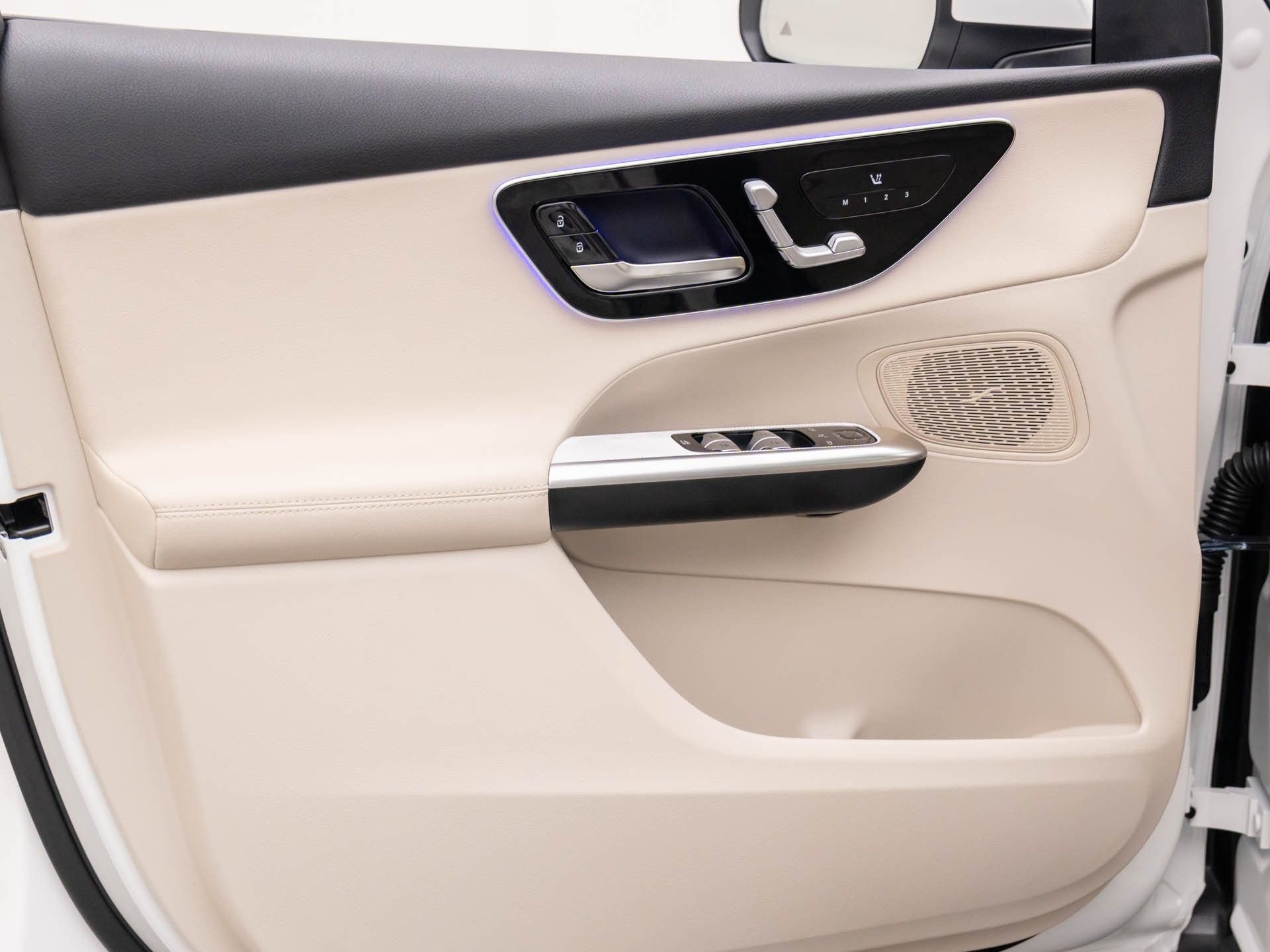 Certified 2026 Mercedes-Benz GLC 300 4MATIC image 15