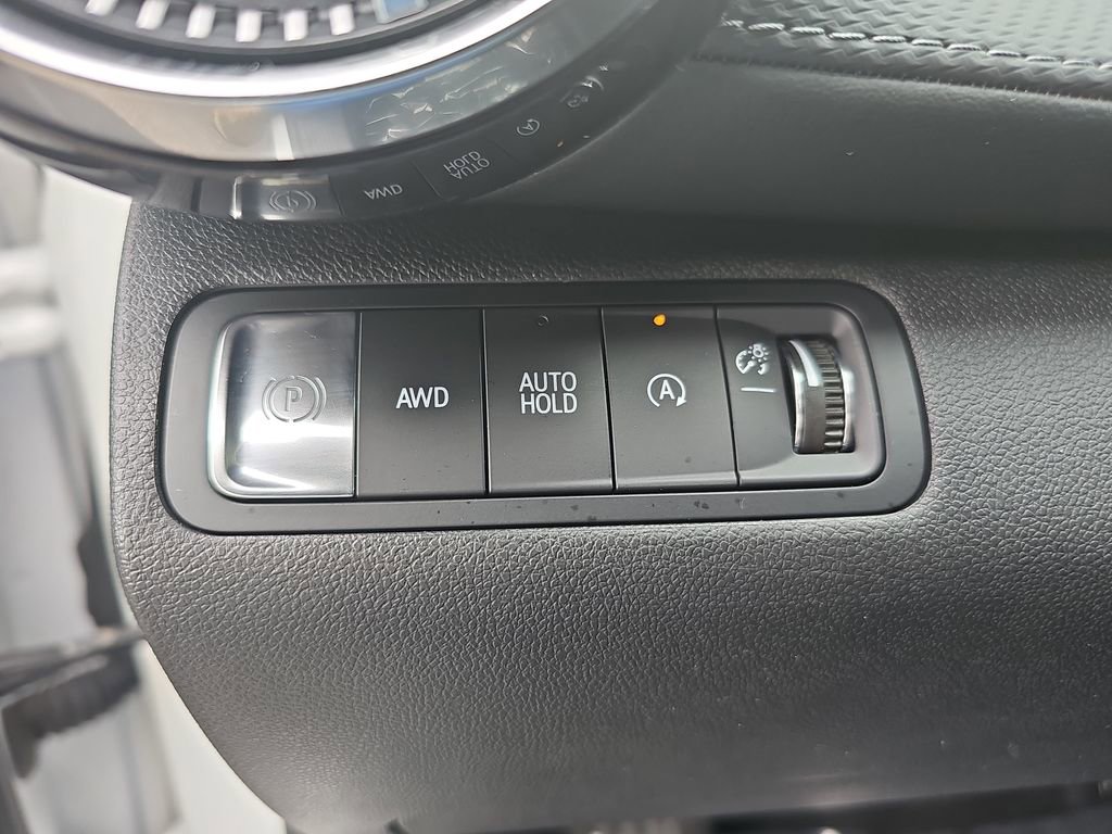 Used 2025 Chevrolet Equinox LT AWD/4WD image 25