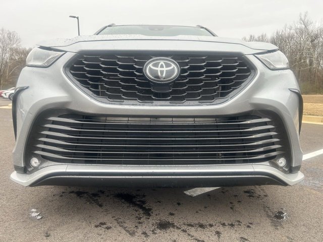 Used 2021 Toyota Highlander XSE image 3