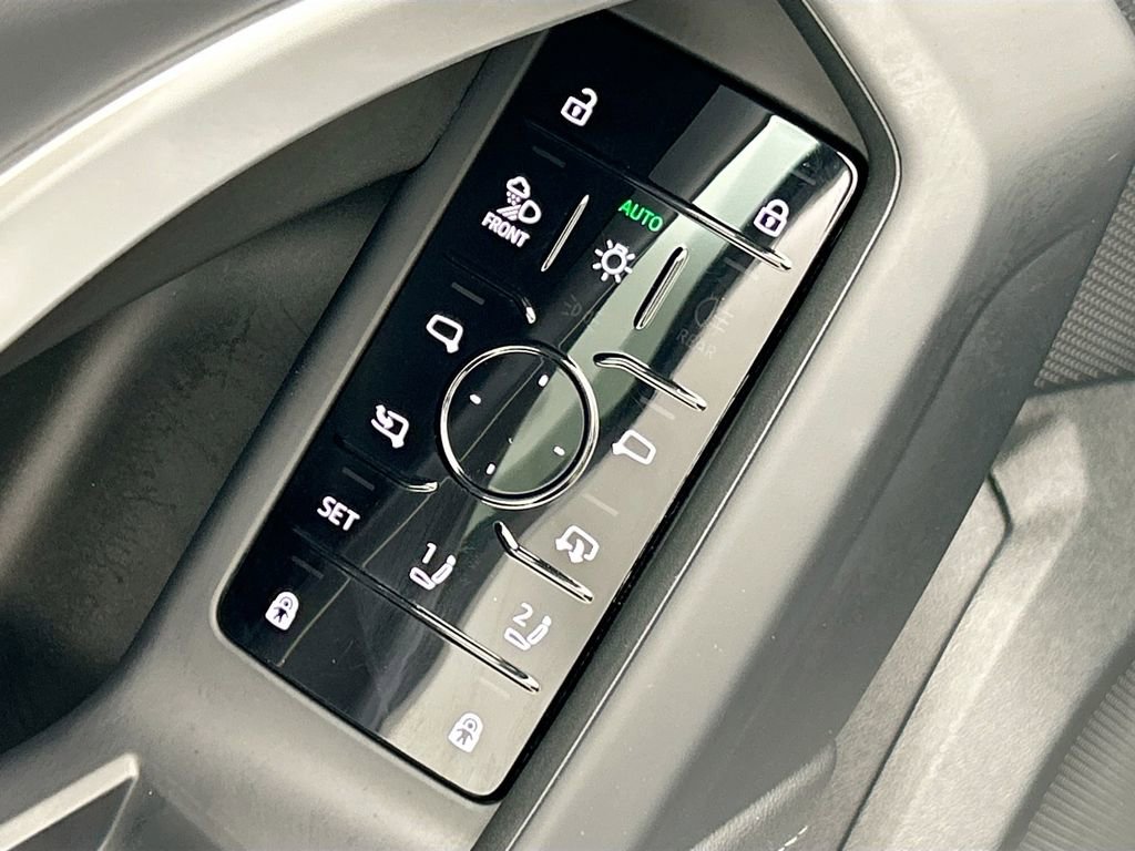 Certified 2025 Audi Q5 Premium Plus w/ Premium Plus image 22