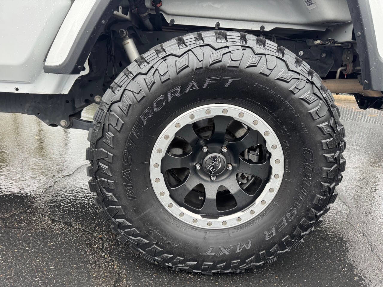 Used 2020 Jeep Gladiator Overland w/ Trailer Tow Package image 22