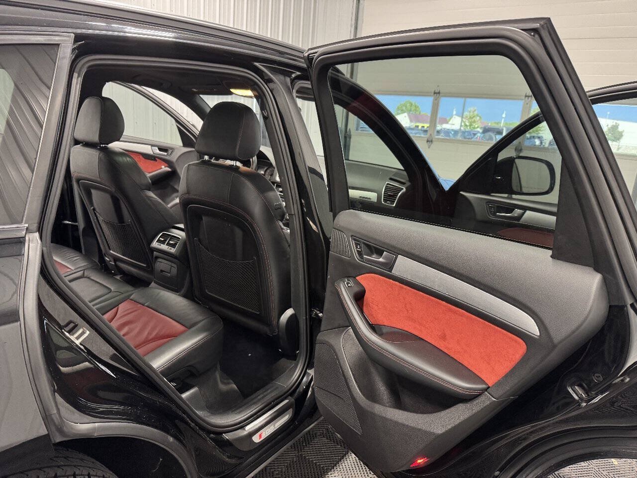 Used 2016 Audi SQ5 Premium Plus AWD/4WD image 24