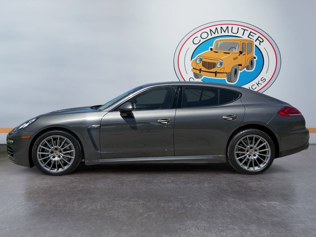 Used 2014 Porsche Panamera RWD image 3