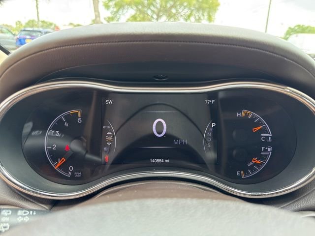 Used 2014 Jeep Grand Cherokee Overland w/ Advanced Technology Group image 27