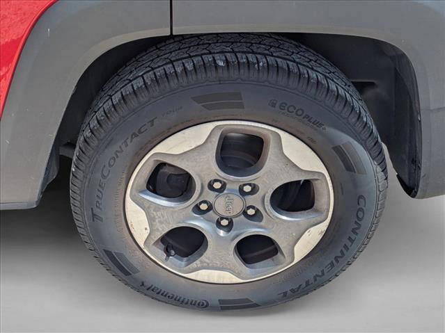 Used 2016 Jeep Renegade Sport w/ Power & Air Group image 9