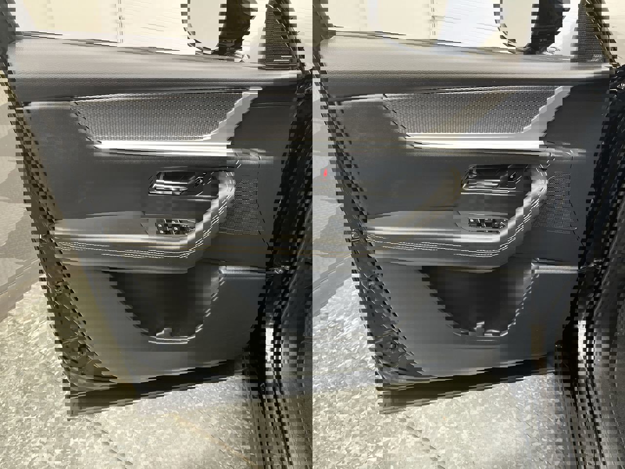 Certified 2025 MAZDA CX-90 3.3 Turbo w/ Premium Sport Pkg image 9