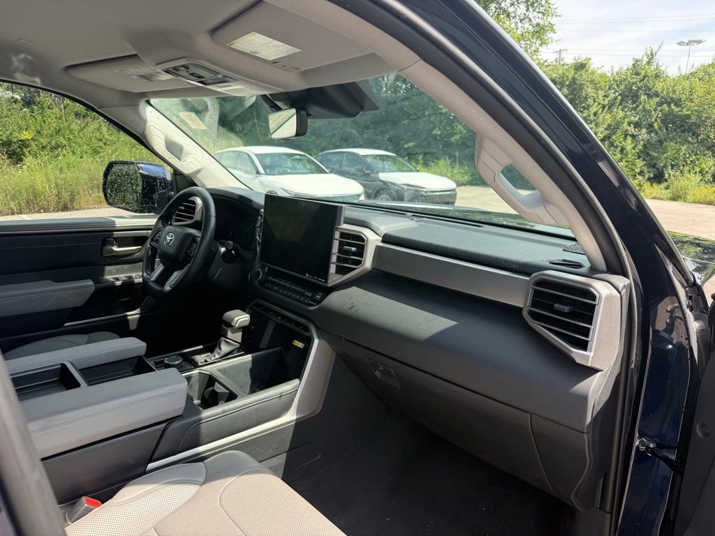 Used 2023 Toyota Tundra Limited image 22