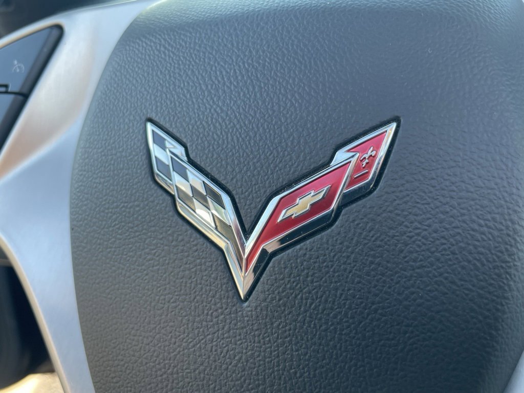Used 2016 Chevrolet Corvette Z06 w/ 3LZ Preferred Equipment Group image 18