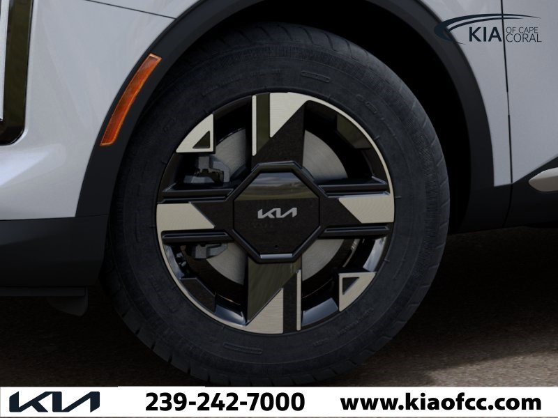 New 2026 Kia Sportage LX image 9