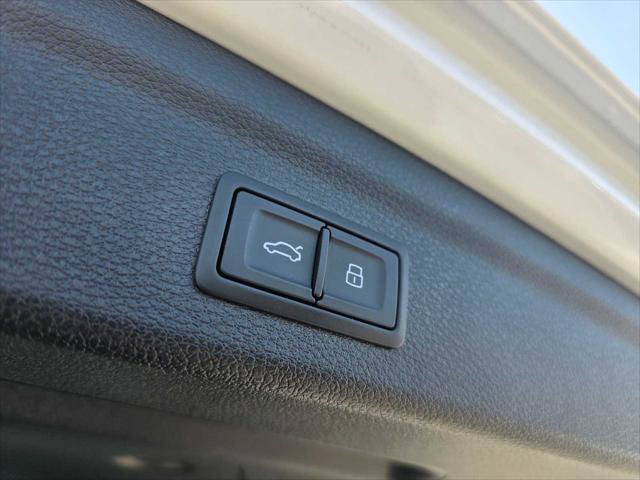 Used 2025 Audi Q3 2.0T Premium Plus w/ Premium Plus Package AWD/4WD image 15
