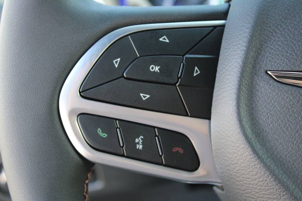 New 2026 Chrysler Pacifica Pinnacle image 30