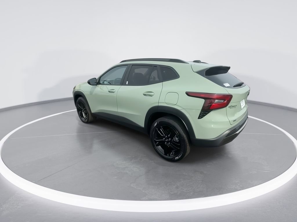 Used 2025 Chevrolet Trax ACTIV w/ Sunroof Package FWD image 6