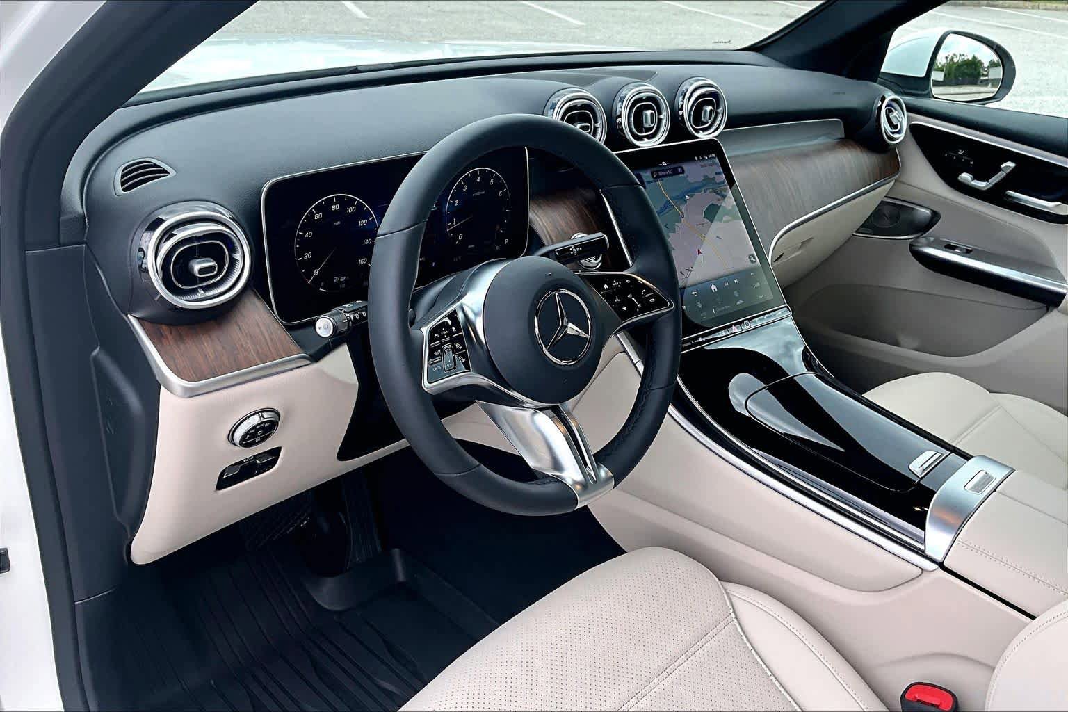 Used 2026 Mercedes-Benz GLC 300 4MATIC image 18