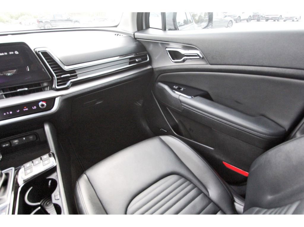 Used 2023 Kia Sportage SX image 13