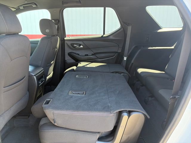 Used 2022 Chevrolet Traverse LT AWD/4WD image 38