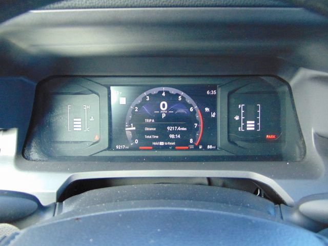 Used 2025 Toyota Tacoma SR5 AWD/4WD image 16