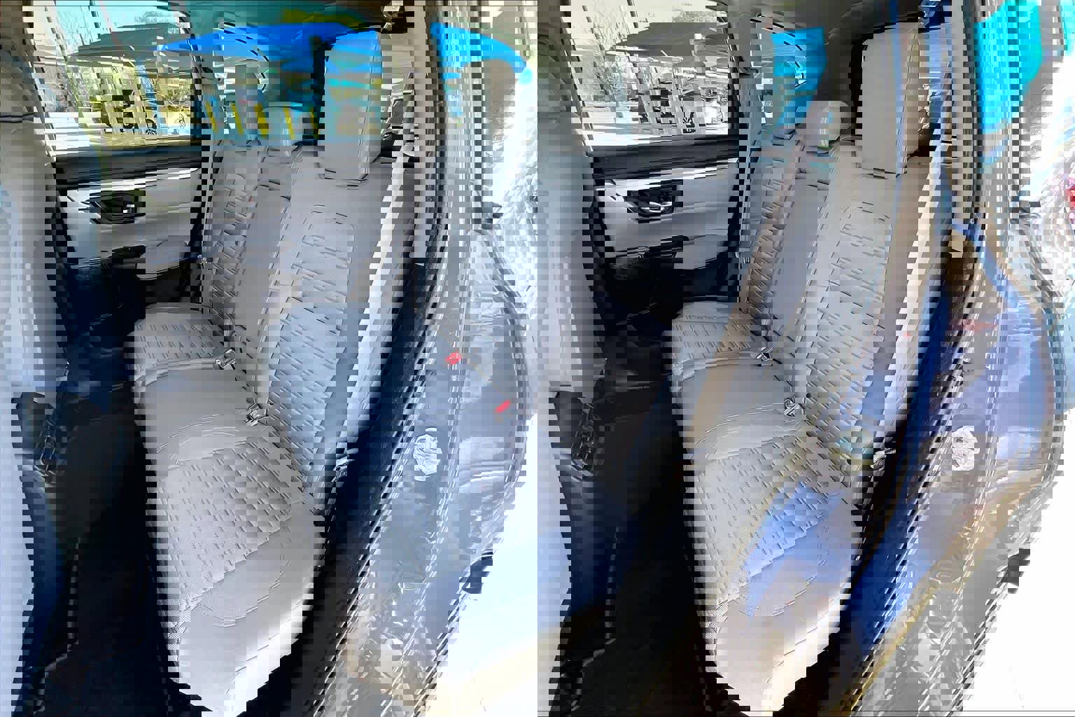 Used 2017 Honda CR-V LX image 20