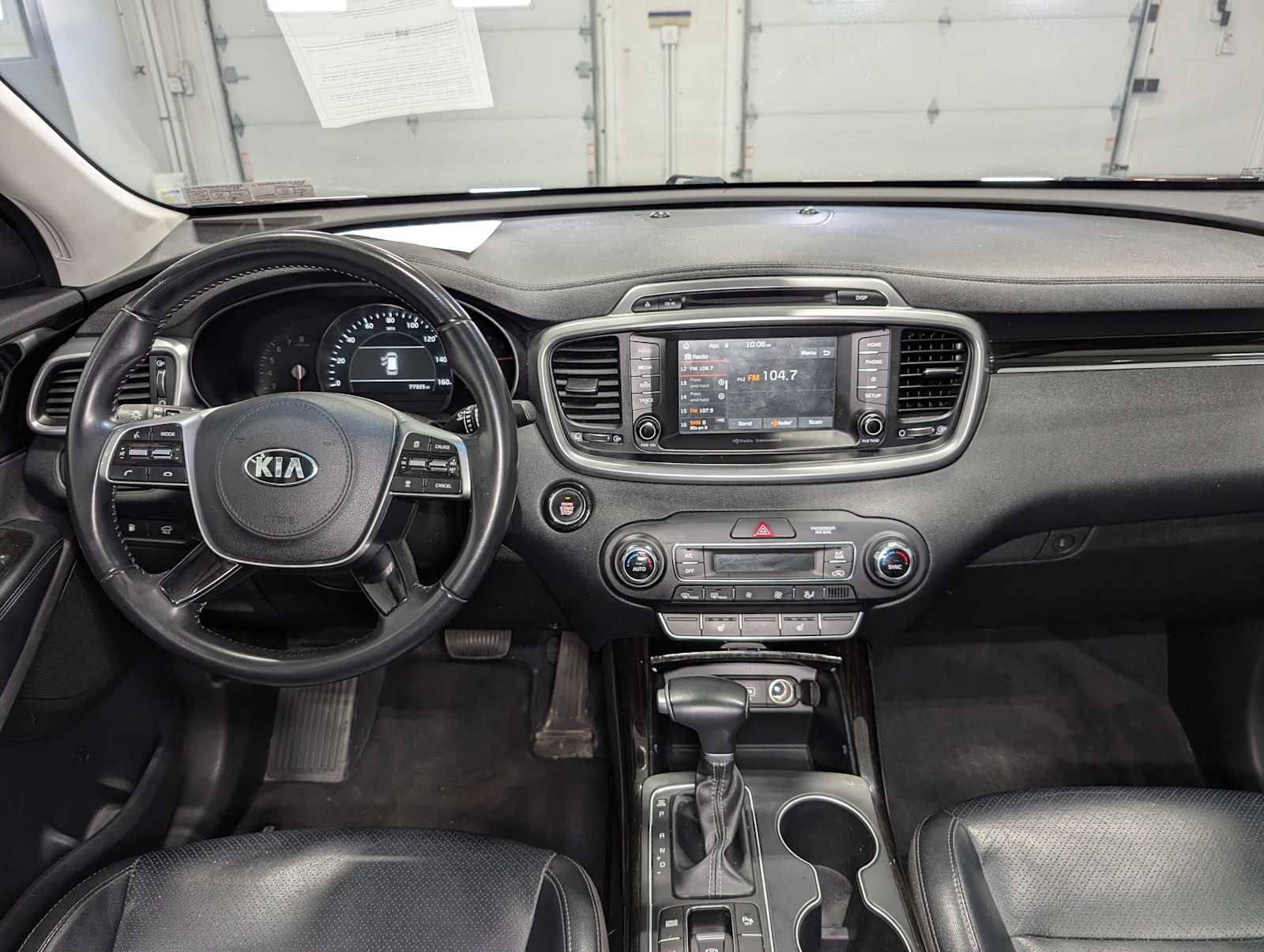 Used 2019 Kia Sorento EX image 18