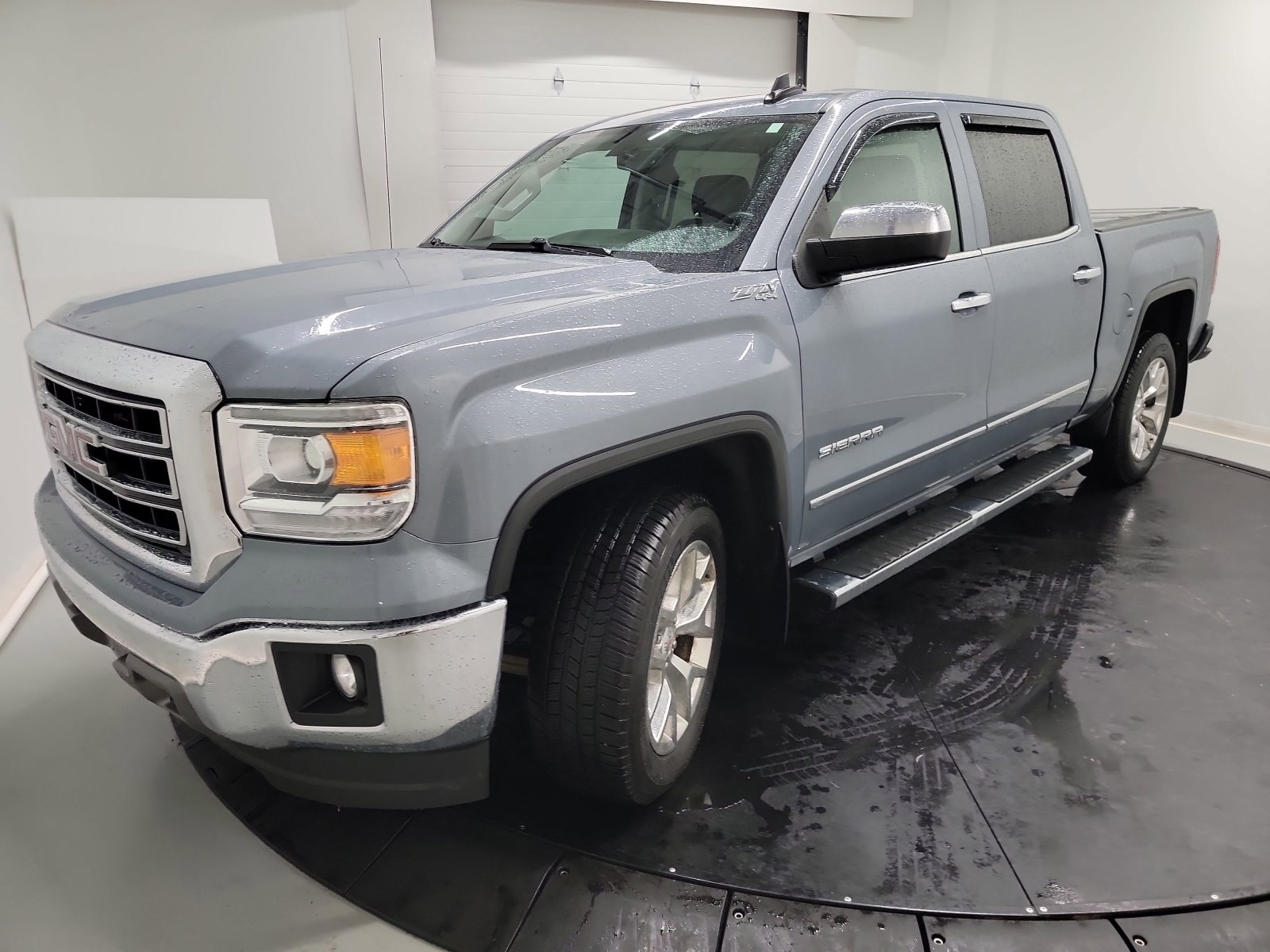 Used 2015 GMC Sierra 1500 SLT w/ SLT Crew Cab Value Package image 3