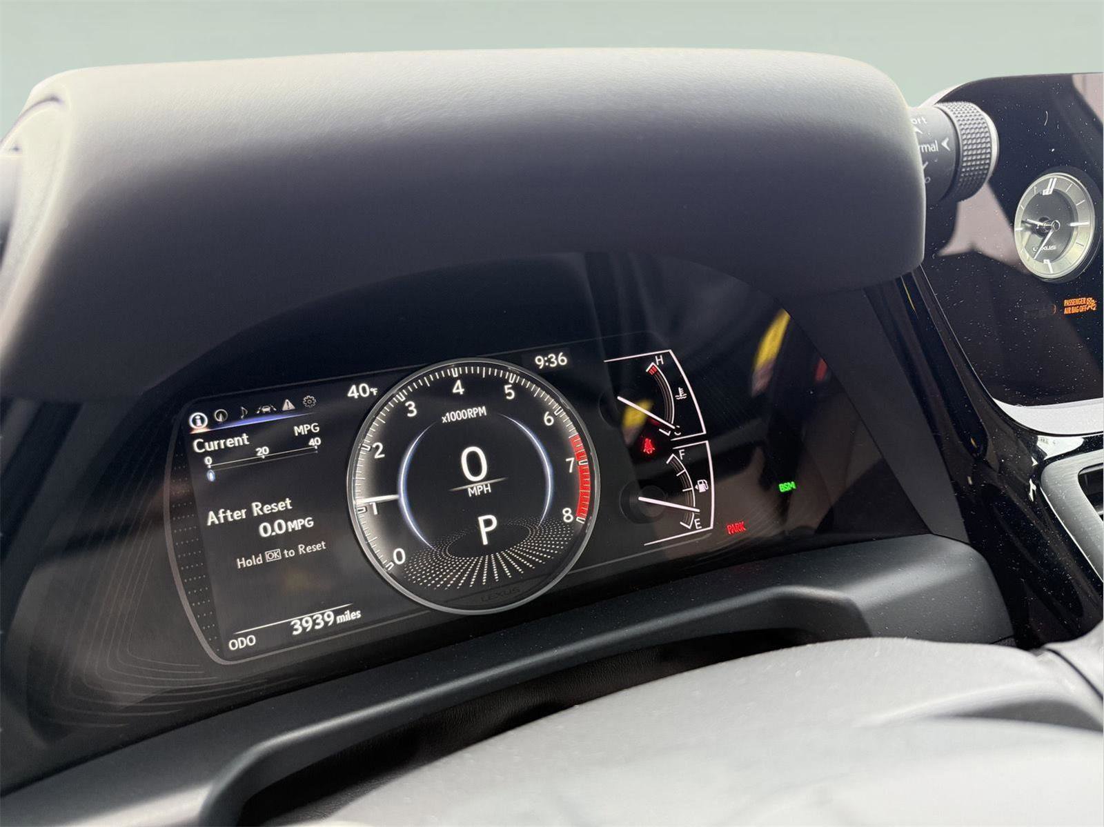 Used 2025 Lexus ES 350 Base w/ Premium Package image 17