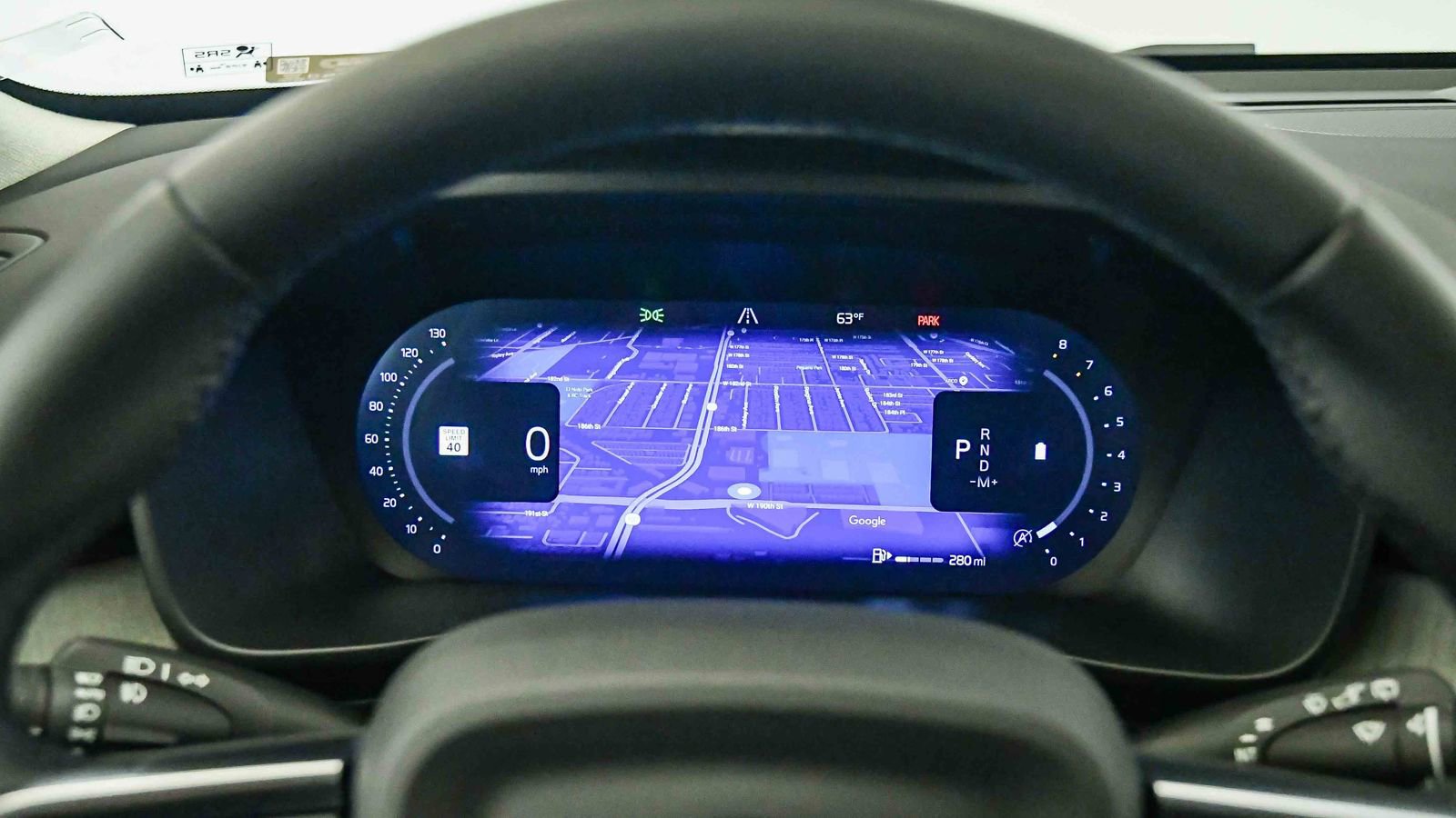 Certified 2025 Volvo XC40 B5 Plus w/ Protection Package Premier image 23