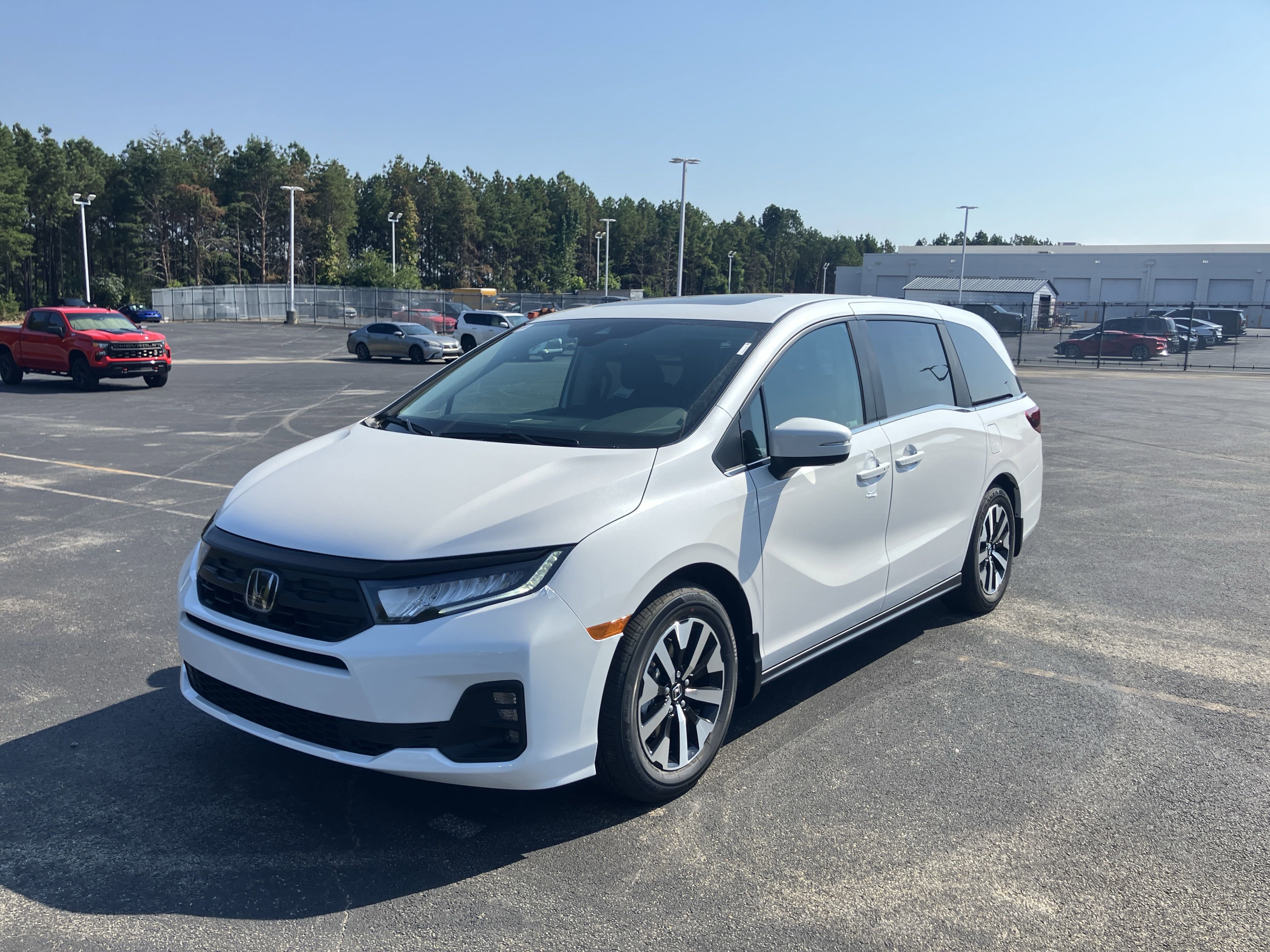 New 2026 Honda Odyssey EX-L image 5