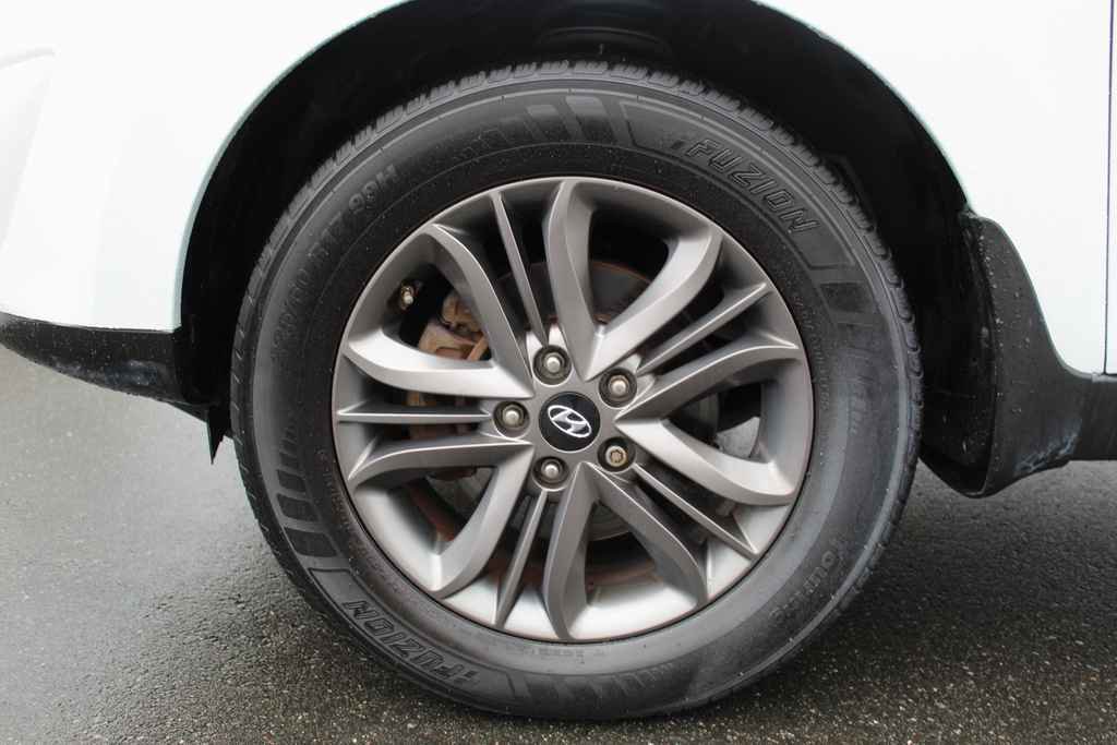 Used 2015 Hyundai Tucson GLS image 26