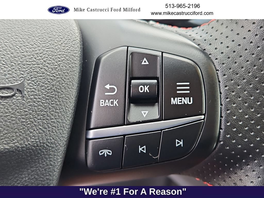 Certified 2025 Ford Escape ST-Line AWD/4WD image 14