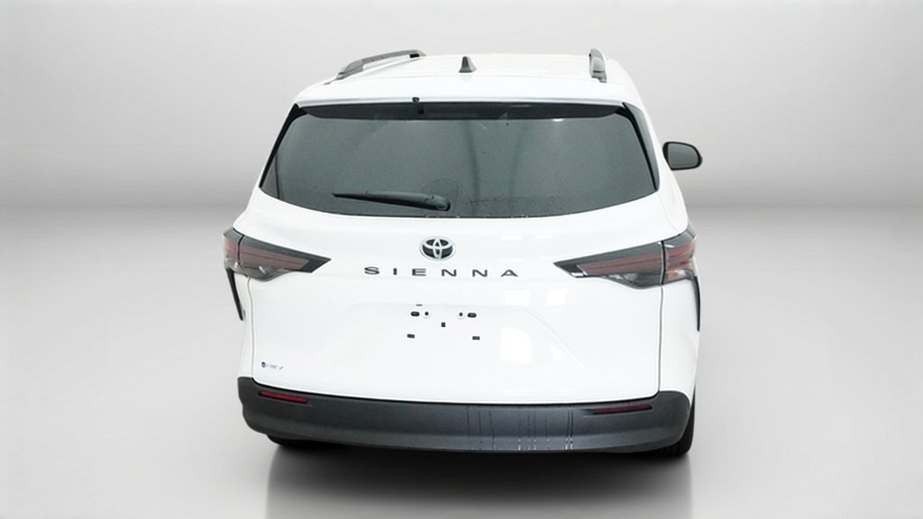 New 2026 Toyota Sienna LE FWD image 10