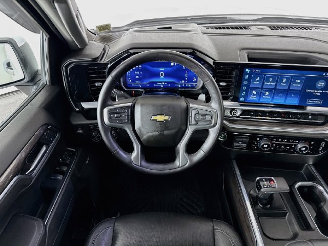 Used 2022 Chevrolet Silverado 1500 LTZ AWD/4WD image 24