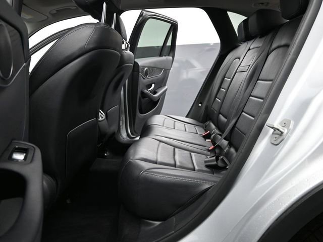 Used 2016 Mercedes-Benz GLC 300 w/ Premium Package image 18