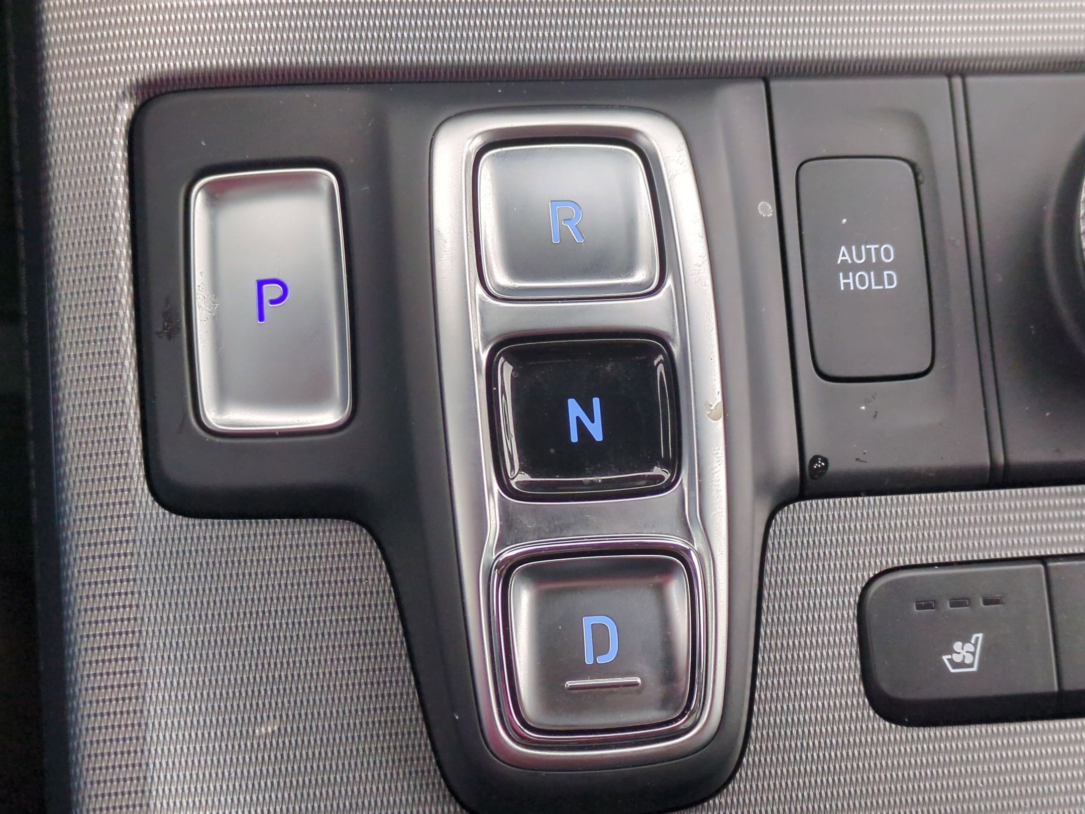 Used 2024 Hyundai Palisade Calligraphy image 33