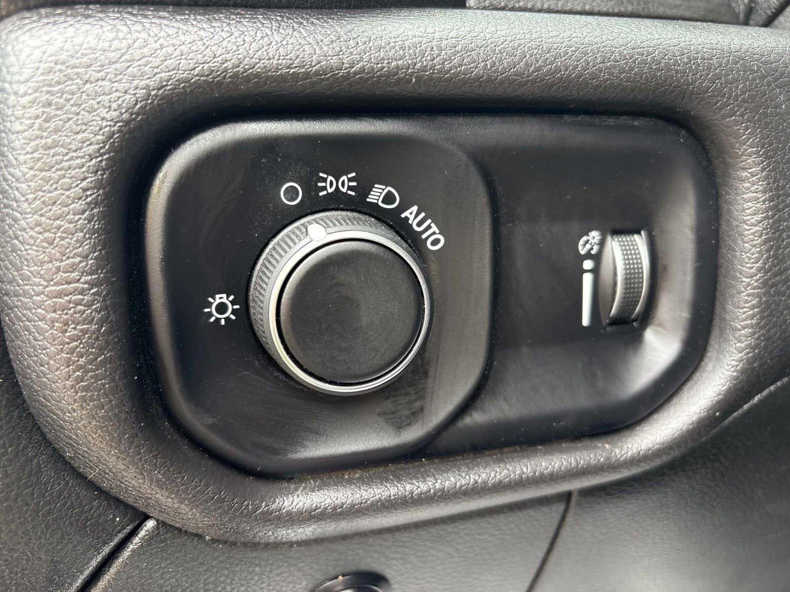 Used 2024 RAM 3500 Tradesman image 12