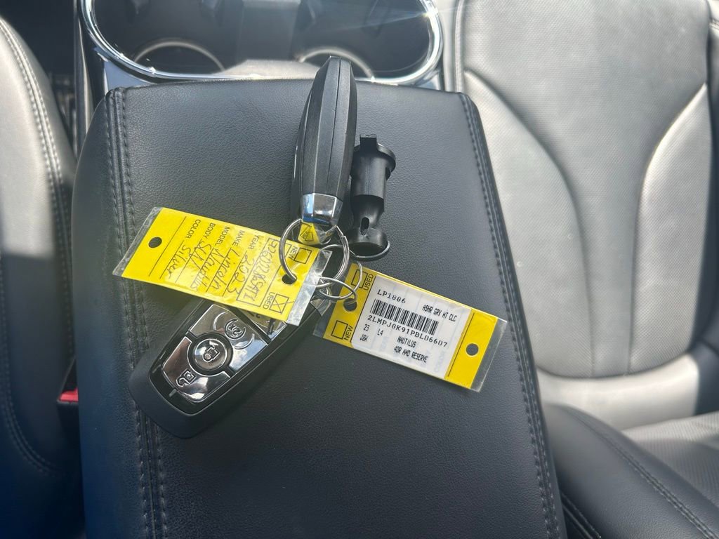 Used 2023 Lincoln Nautilus Reserve w/ Equipment Group 202A image 56