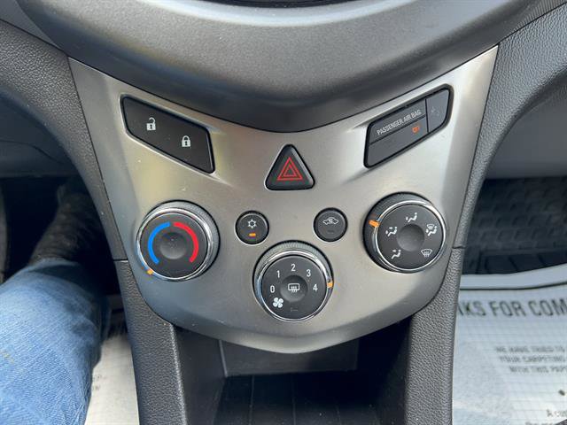Used 2014 Chevrolet Sonic LT FWD image 18