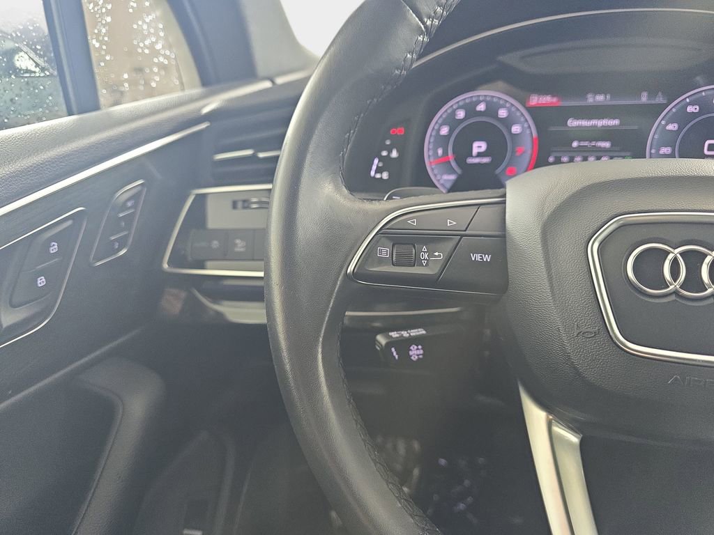 Used 2021 Audi Q7 3.0T Premium w/ Convenience Package image 21